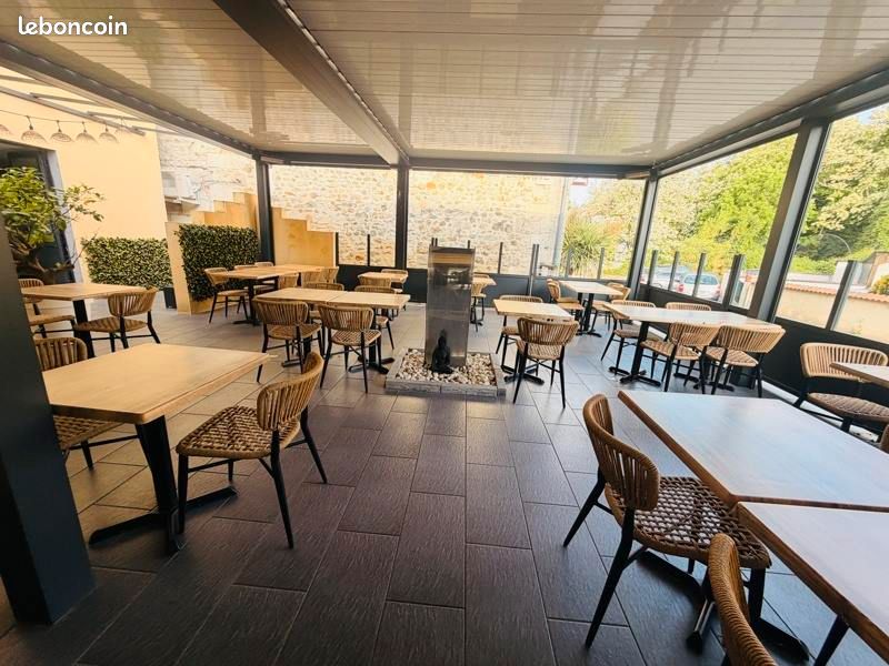 Local commercial 508 m² · à La Roche-Chalais · 508 m² · 270 810 €