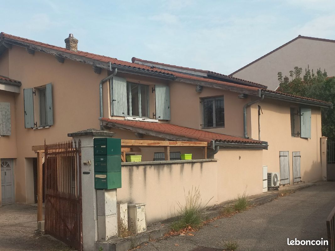 Maison 4 pièces 85 m² · à Saint-Priest · 85 m² · 280 000 €