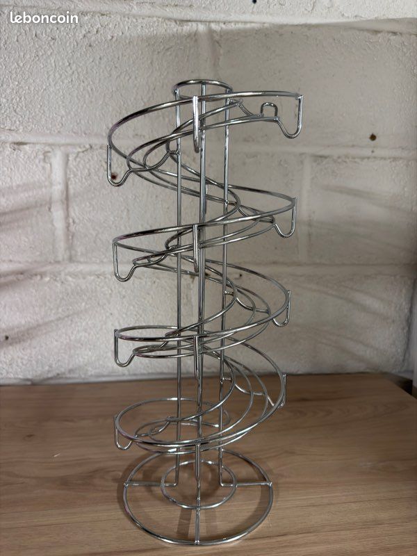 Porte-capsules de café rotatif en métal (image 1)