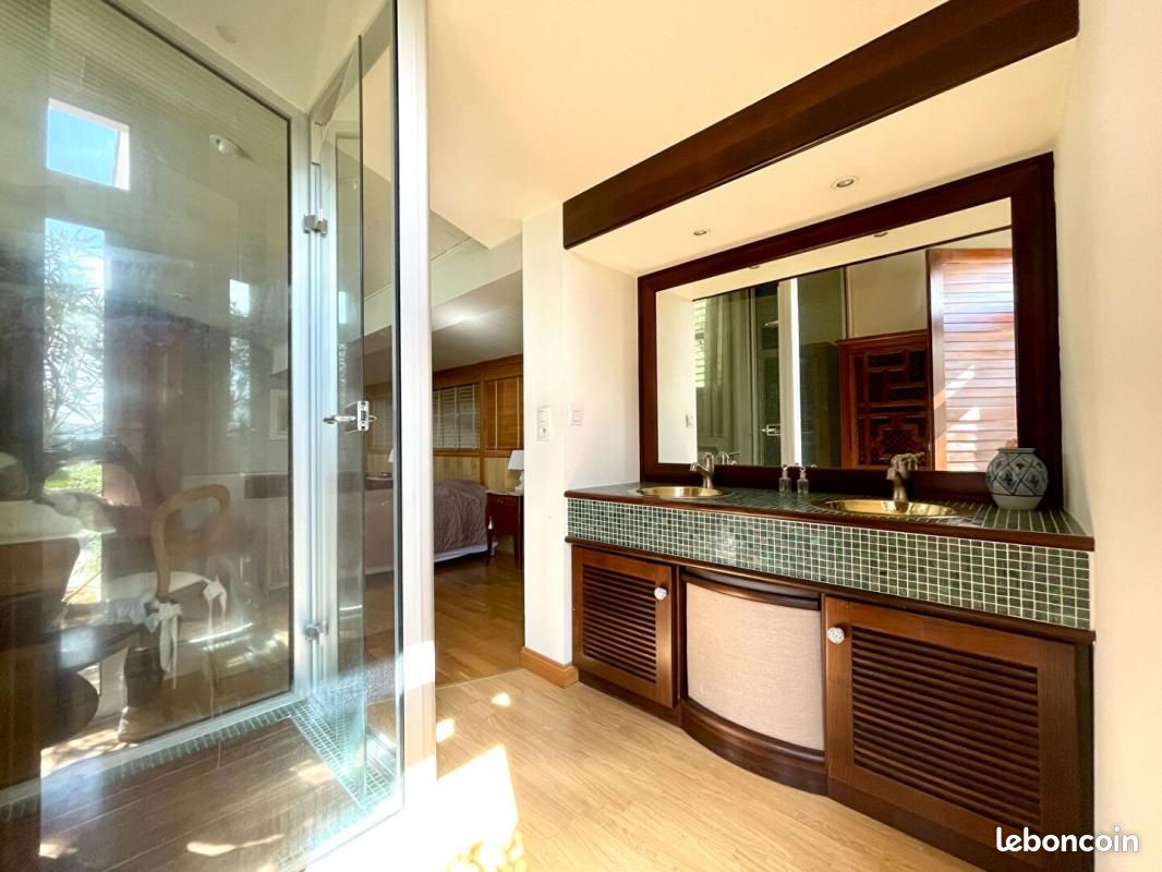 Maison 6 pièces 168 m² - Saintes 17100 (image principale 12)
