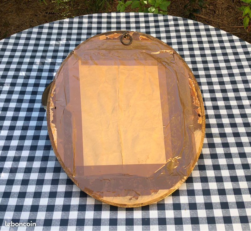 Ancien Miroir Ovale en Bois Sculpté Doré (image 8)