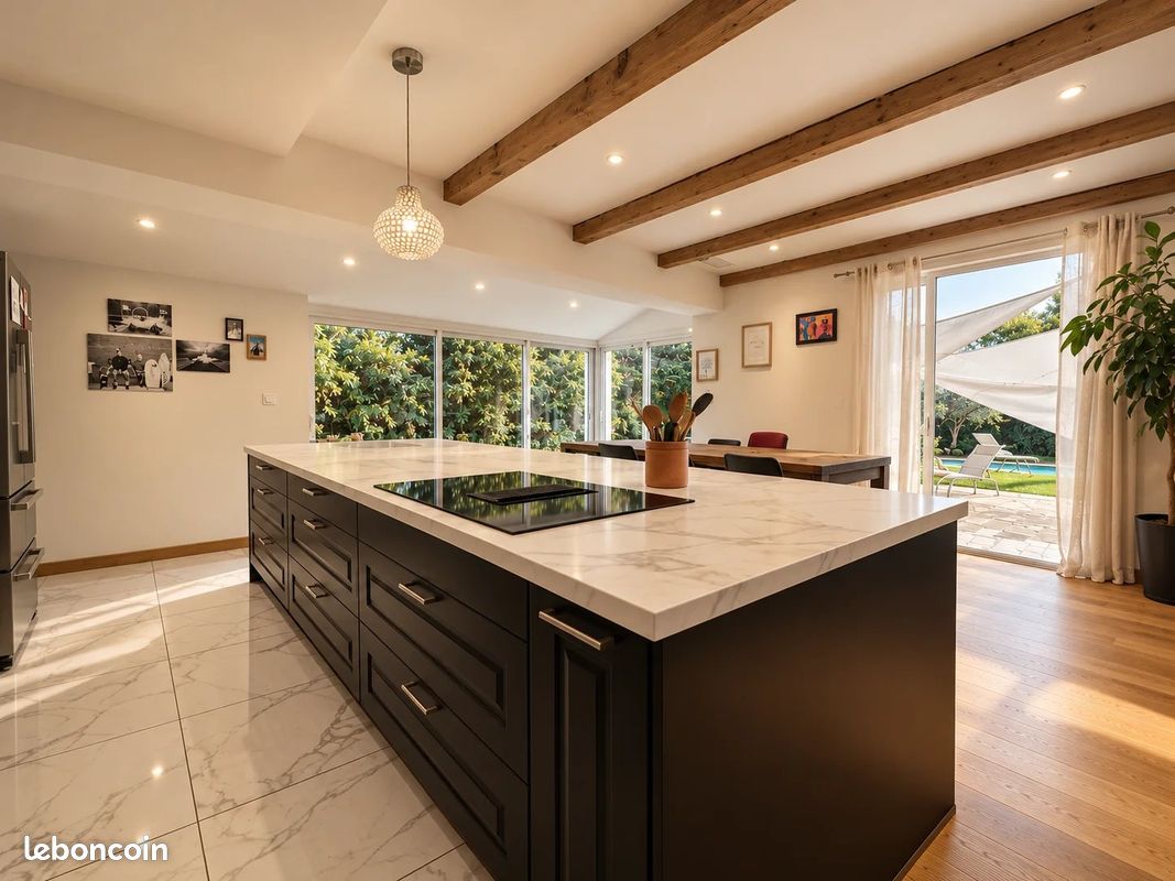 Maison 7 pièces 170 m² · à Montélimar · 170 m² · 530 000 €