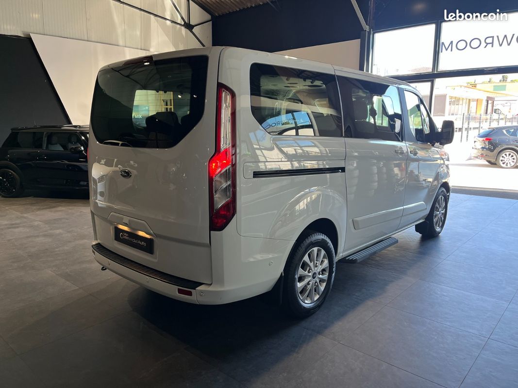 FORD TOURNEO CUSTOM 320 L1H1 1.0 EcoBoost 120 Phev Titanium (image 5)