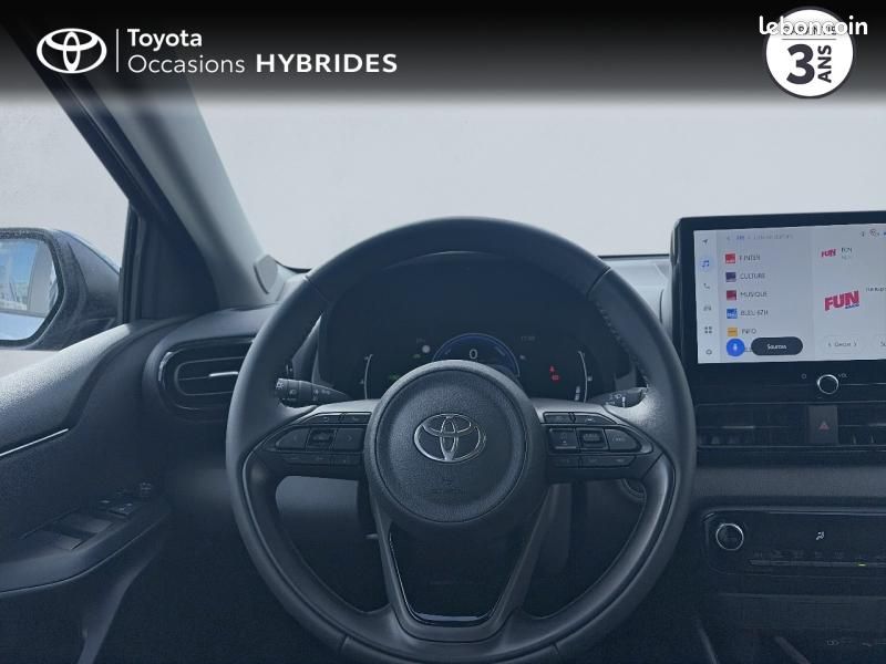 Toyota Yaris 116h Design 5p MY26 (image 13)