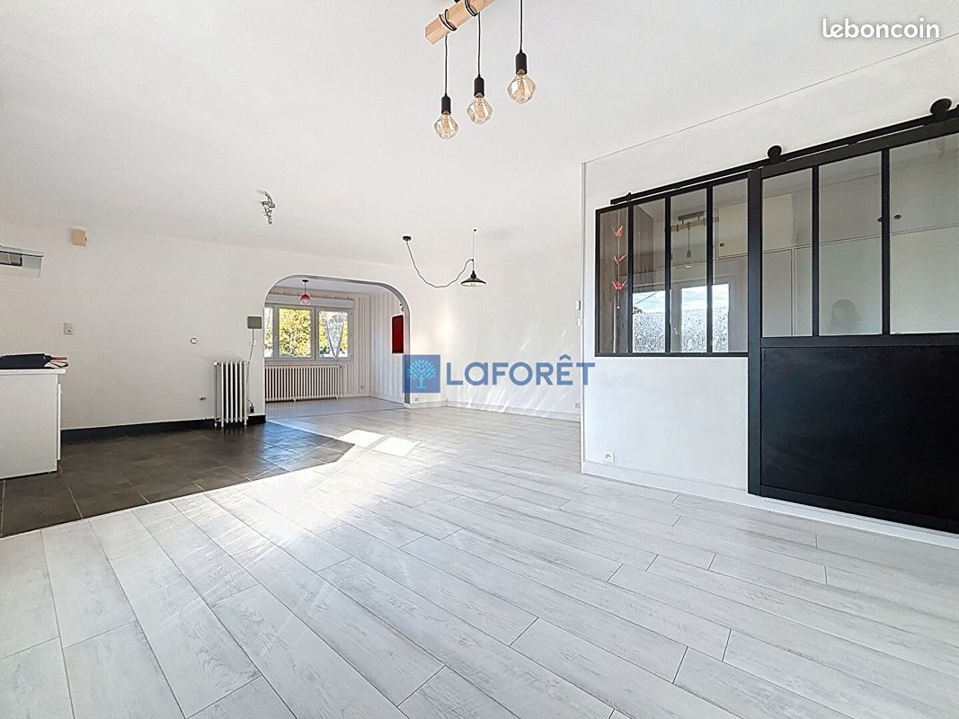 Maison 5 pièces 111 m² · à Ancenis-Saint-Géréon · 111 m² · 950 €/mois