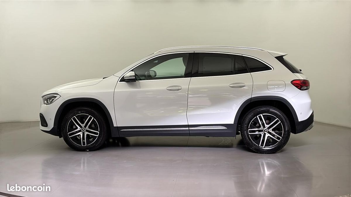 Mercedes Gla BM247 2.0 200 D BUSINESS LINE DCT (image 8)