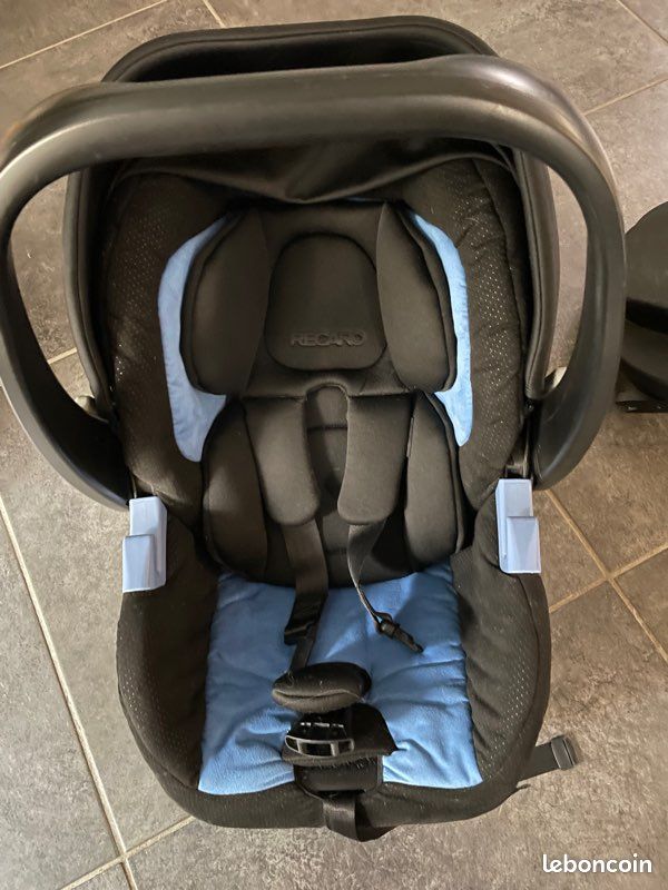 Cosy recaro avec base isofix (image 6)