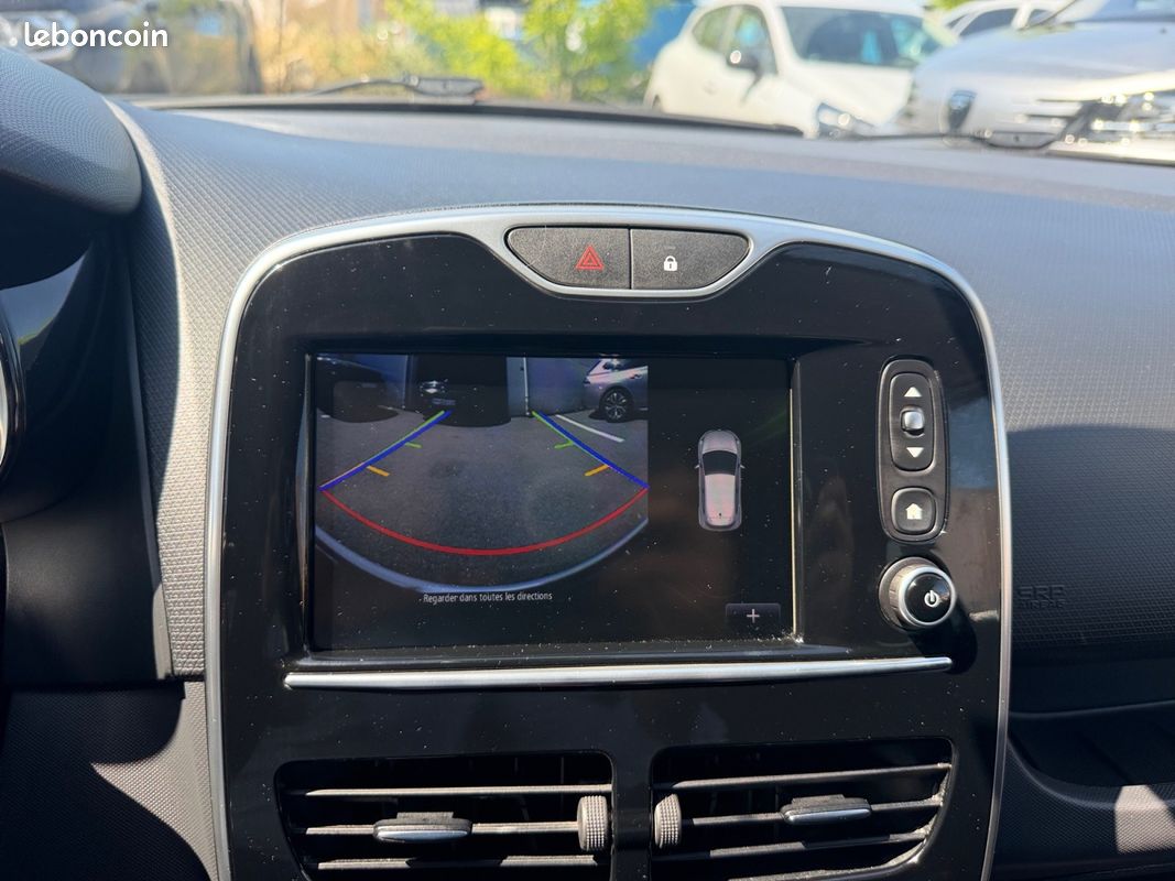 RENAULT CLIO IV 1.6 Turbo 220 Energy RS Trophy EDC RS Monitor Camera Garantie 12 mois (image 17)