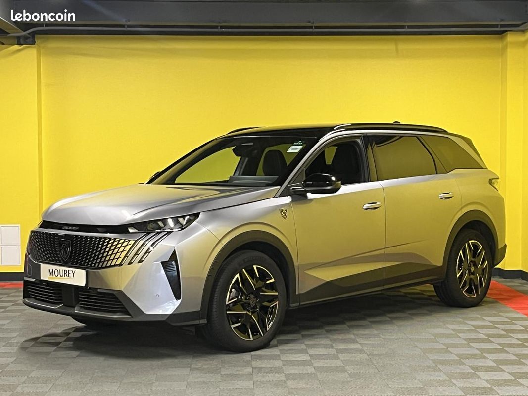 PEUGEOT 5008 1.2i Hybrid -145CV - BV e-DCS6 III GT (image 1)