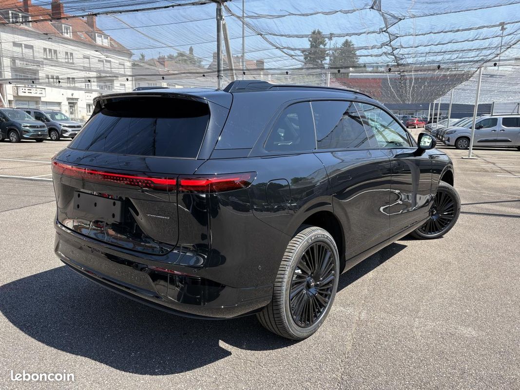 Xpeng g9 575 awd performance 93.1 kwh black edition / cuir diamant / attelage / sieges massants / audio dynau (image 4)