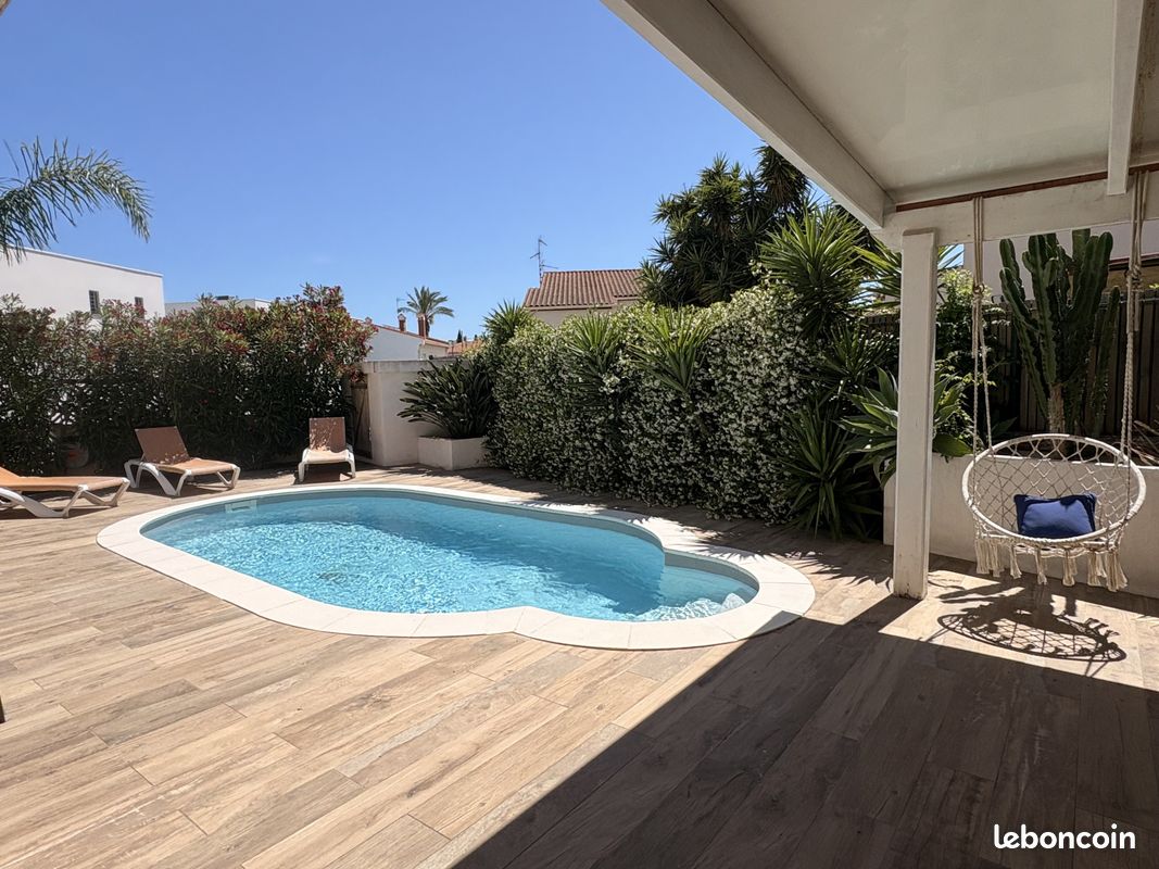 Maison 8 pièces 216 m² · à Saint-Cyprien · 216 m² · 596 000 €