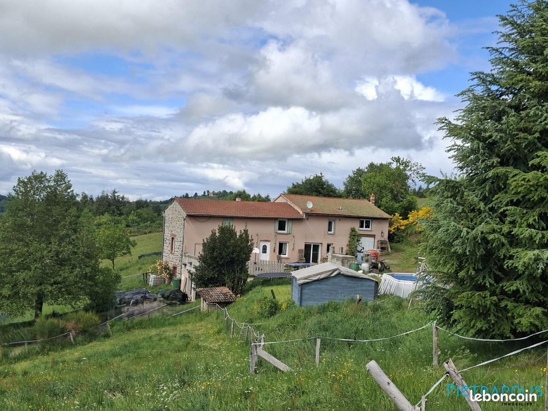 Maison 7 pièces 183 m² · à Sainte-Colombe-sur-Gand · 183 m² · 239 000 €