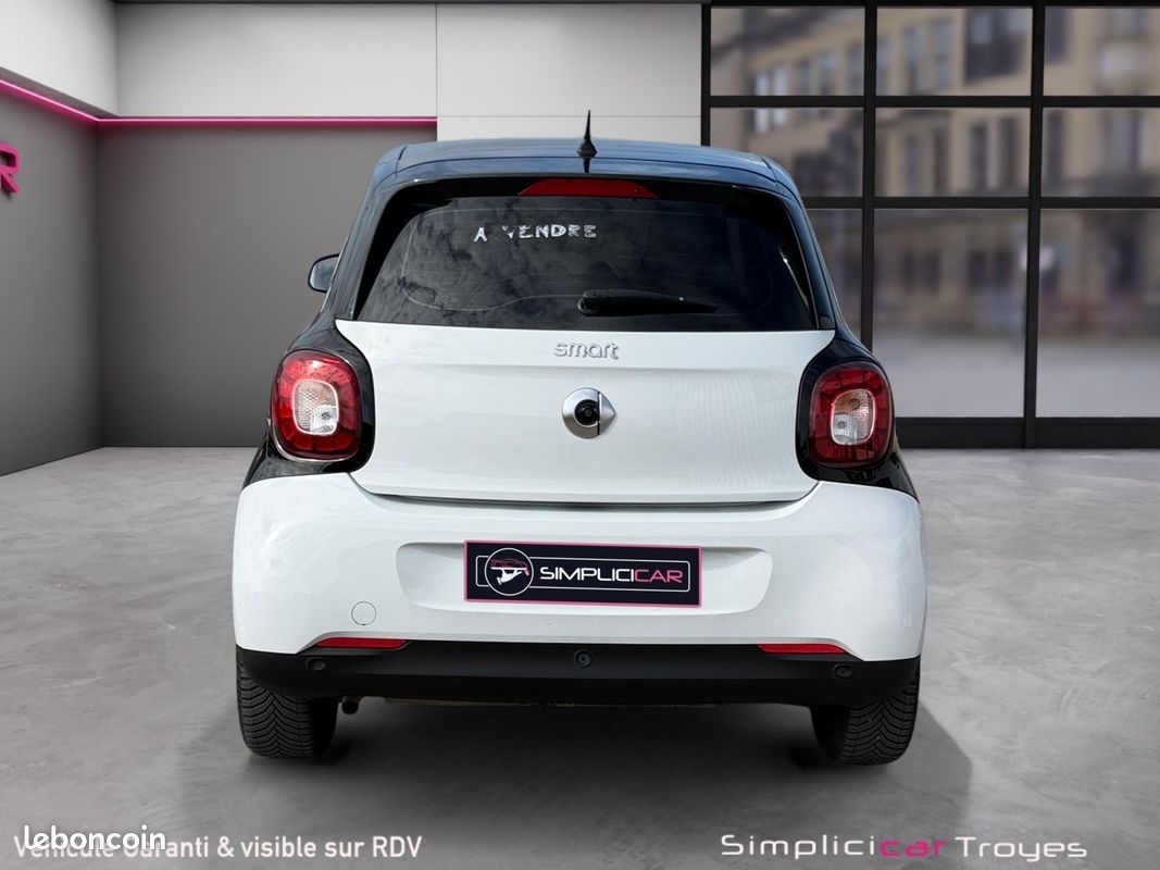 SMART FORFOUR II 0.9 90 PASSION TWINAMIC BVA6 90Ch Garantie 12 mois (image 6)