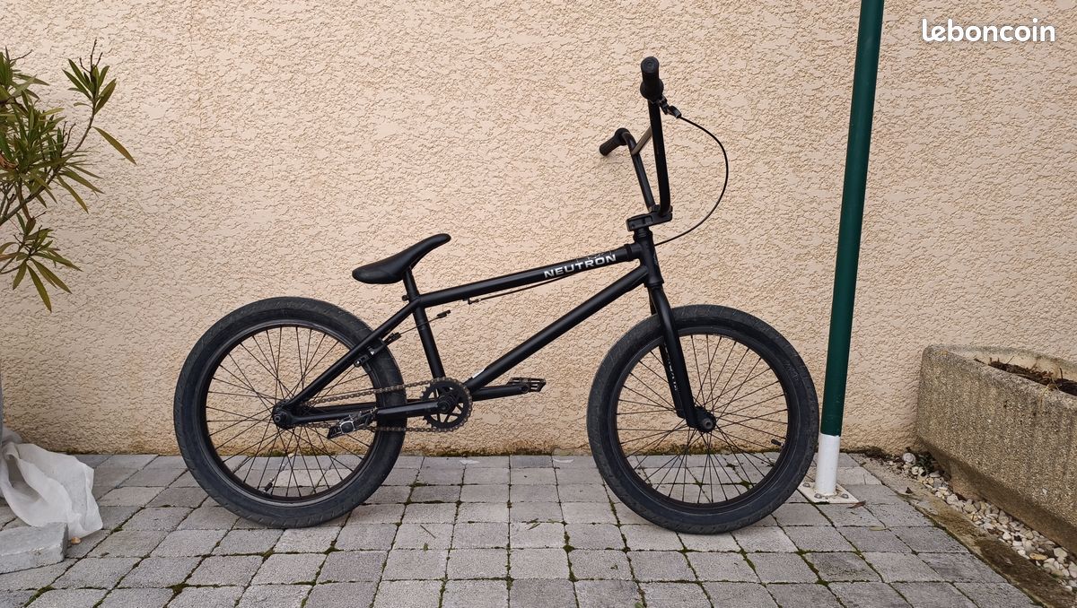 BMX Flybikes Neutron 20.75 - Vélos
