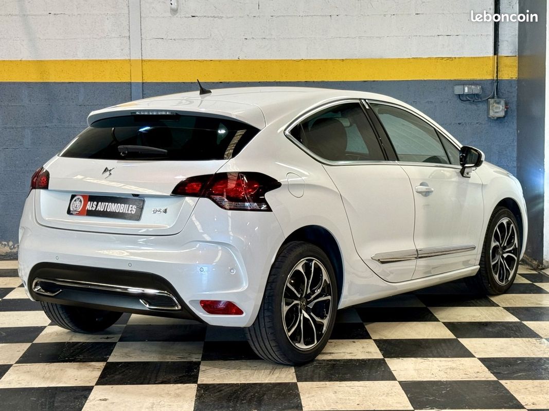 DS DS4 Sport Chic / Entretien Complet / Essence / 130ch Din / Camera de recul (image 3)
