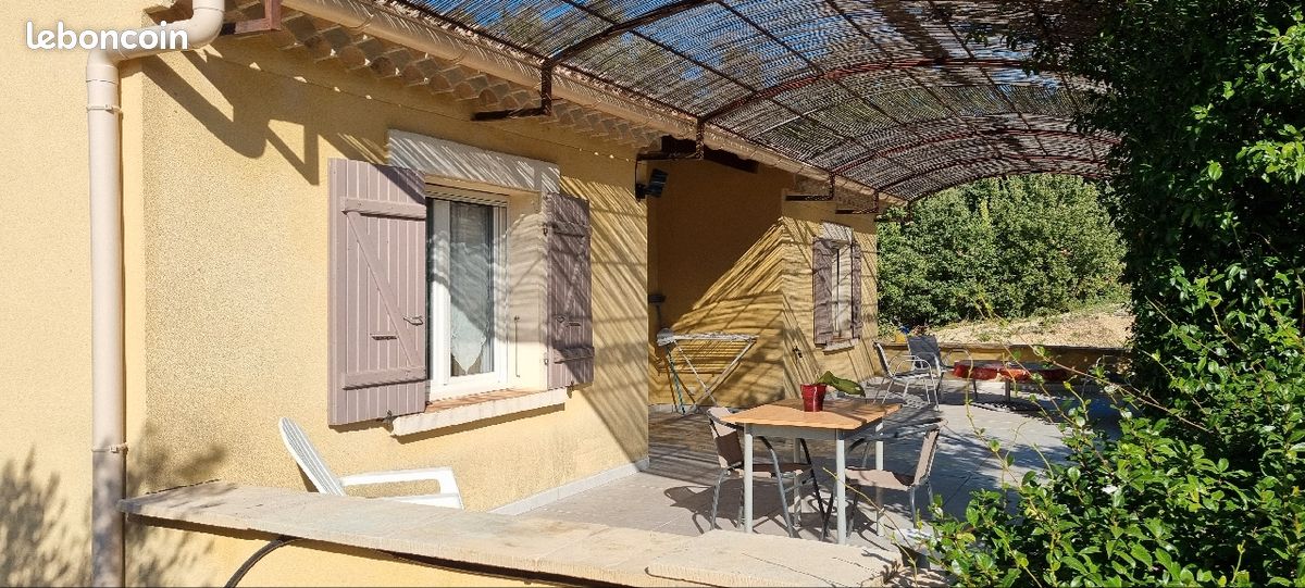 Location gîte en provence avec piscine privée (image 2)
