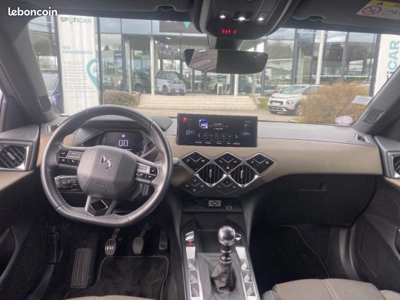 Ds DS 3 Crossback PureTech 100 So Chic / GPS + CAMERA (image 8)