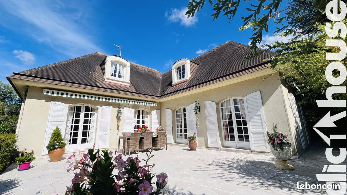 Maison 7 pièces 171 m² · à Rots · 171 m² · 479 900 €