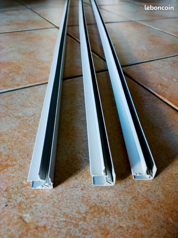 Profil d'angle pour lambris PVC cornière (image 1)