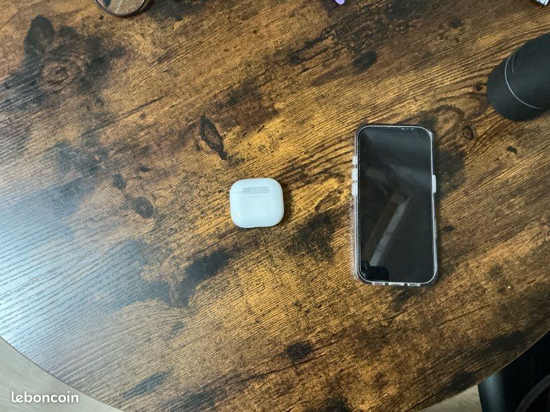 IPhone 17 + AirPods + coque – Lot complet MAIN PROPRE SEULEMENT (image 3)