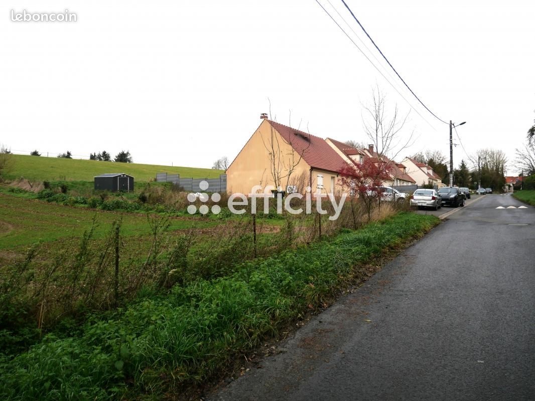 Terrain 814 m² Sainte Genevieve (image 1)