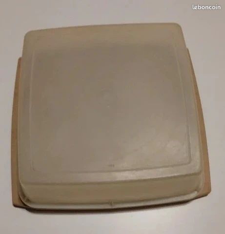 TUPPERWARE Boite à Fromage 25 X 28 X 8 Carré Ancien