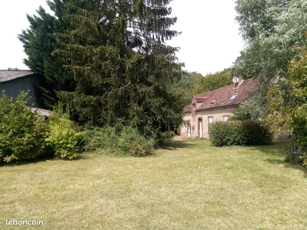 Achat de maison à Villemanoche (89) avec terrasse : maison à Vendre