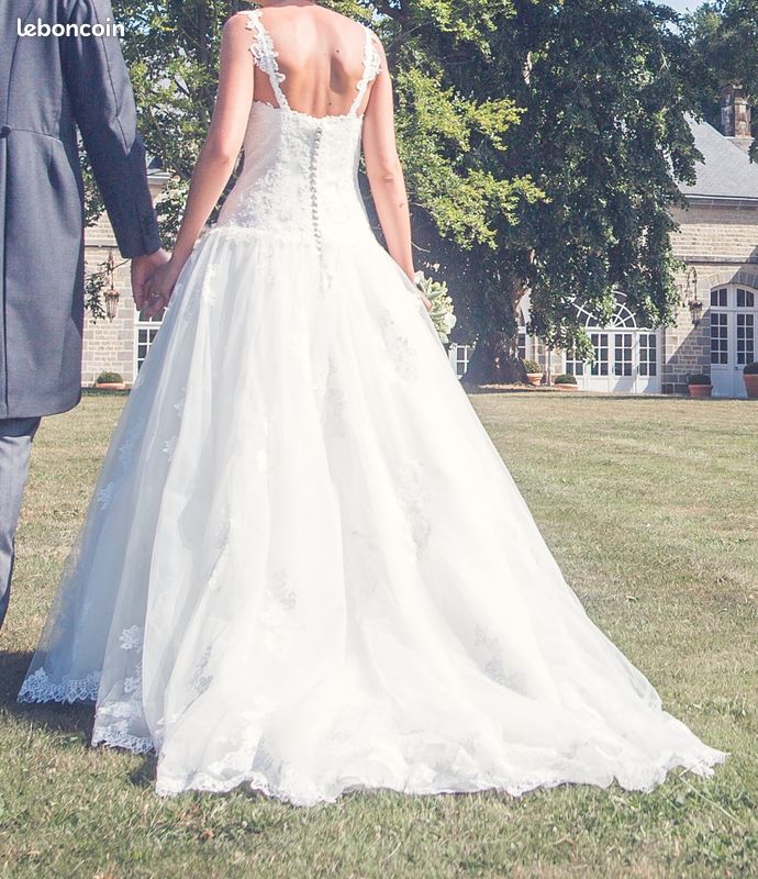 Robe de mariée + jupon + voile (image 2)
