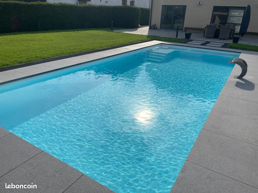Piscine en coque (image 3)