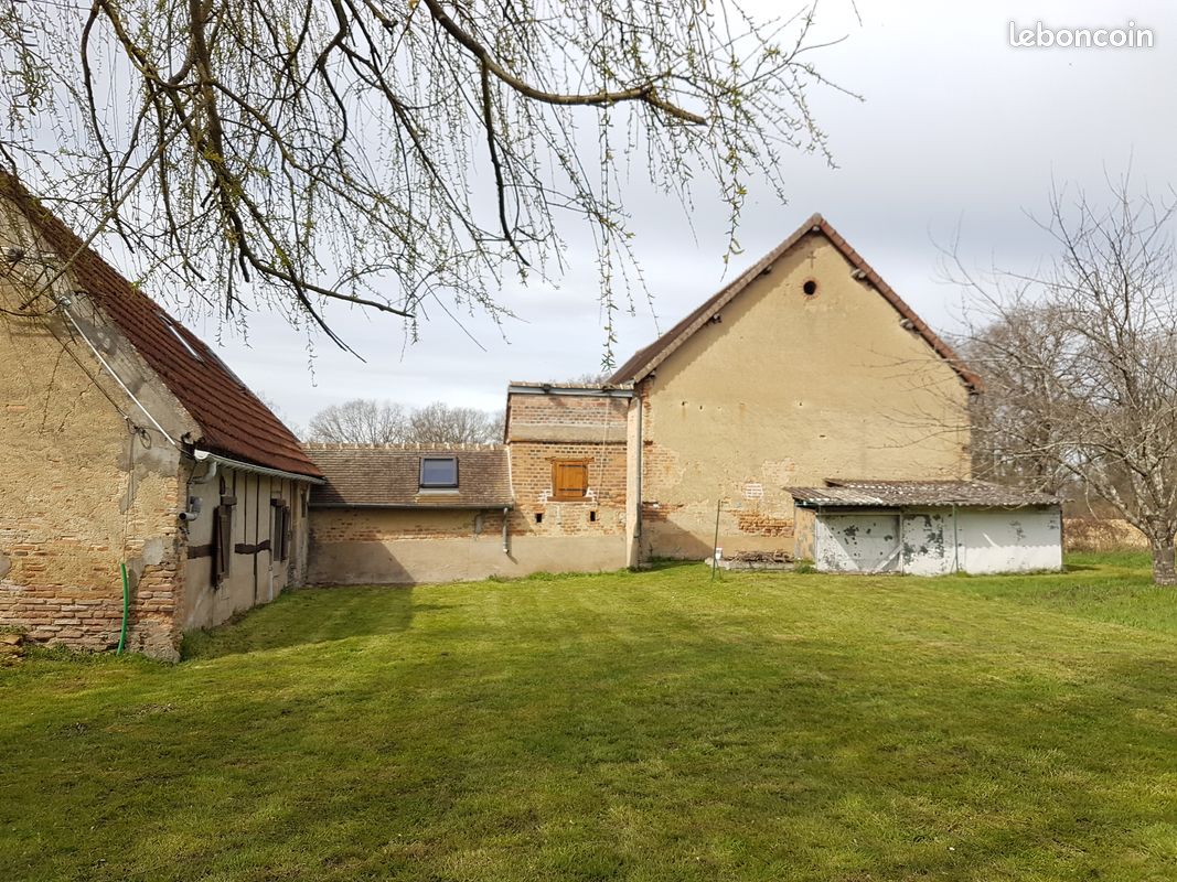 Maison 6 pièces 90 m² · à Toury-Lurcy · 90 m² · 124 000 €