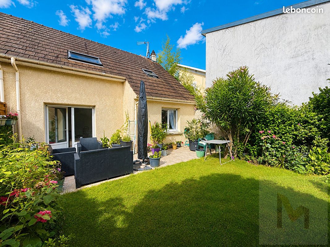Maison 4 pièces 100 m² · à Neuilly-Plaisance · 100 m² · 450 000 €
