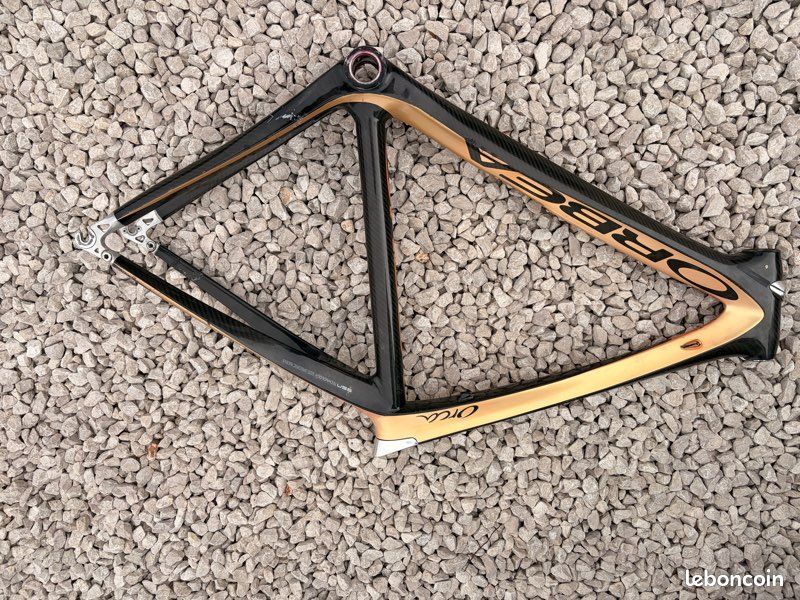 Cadre carbone orbea (56) fissuré (image 1)