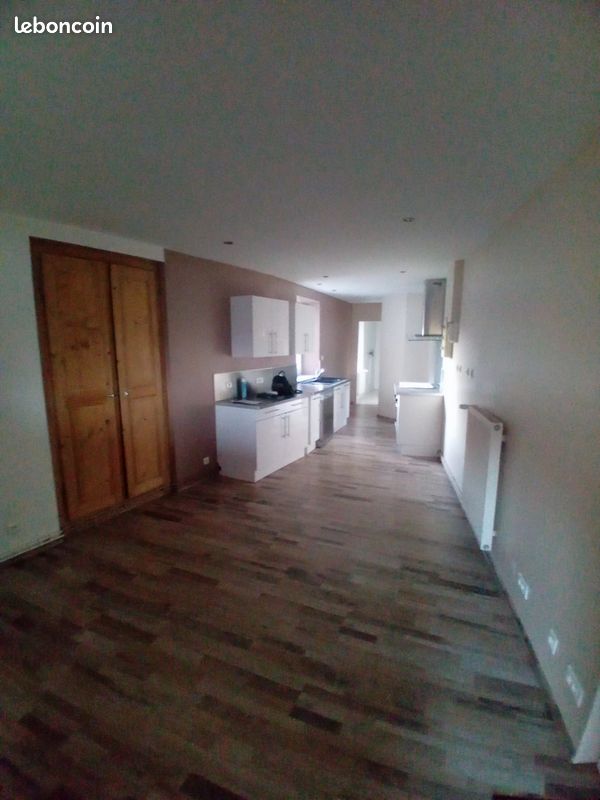 Appartement 3 pièces 53 m² · à Colombier-Fontaine · 53 m² · 500 €/mois