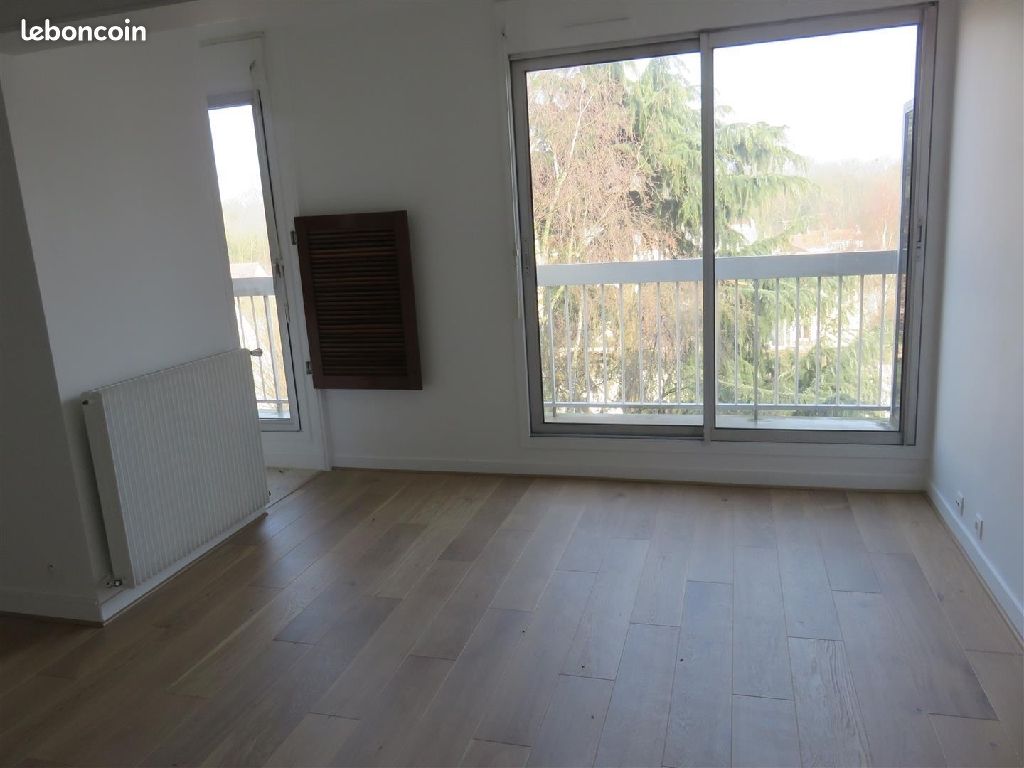 Appartement 2 pièces 45 m² · à Vaujours · 45 m² · 870 €