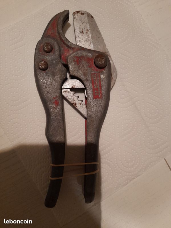 Coupe tuyeau (image 1)