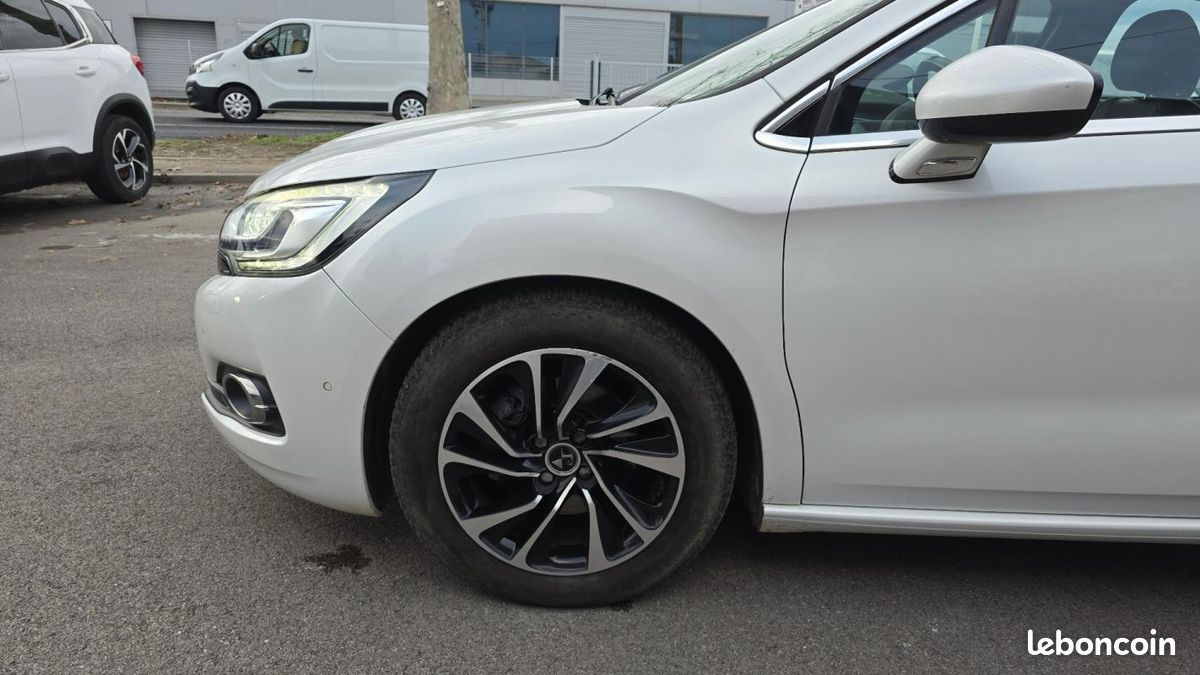 DS 4 SoChic (image 17)