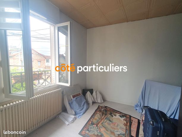 https://img.leboncoin.fr/api/v1/lbcpb1/images/7b/38/31/7b383189462bff4f3049e722b3964c045a793f2c.jpg?rule=ad-image