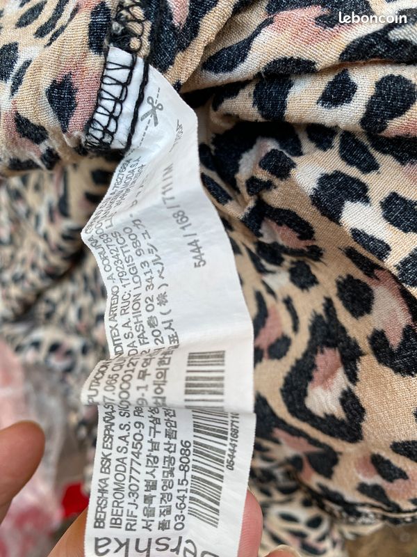 Top Bershka - Couleur Taupe Avec Noeud Et Imprimé Léopard - Taille L - Occasion Très Bon état