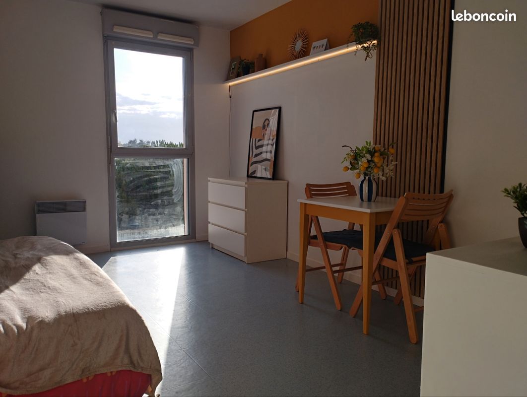 Appartement 1 pièce 18 m² · à Saint-Nazaire · 18 m² · 450 €
