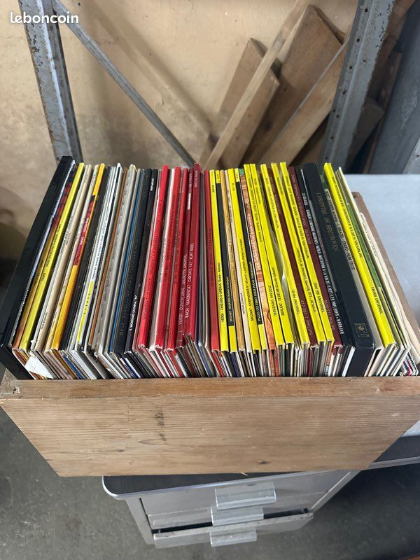 Lot de vinyle + platine (image 1)