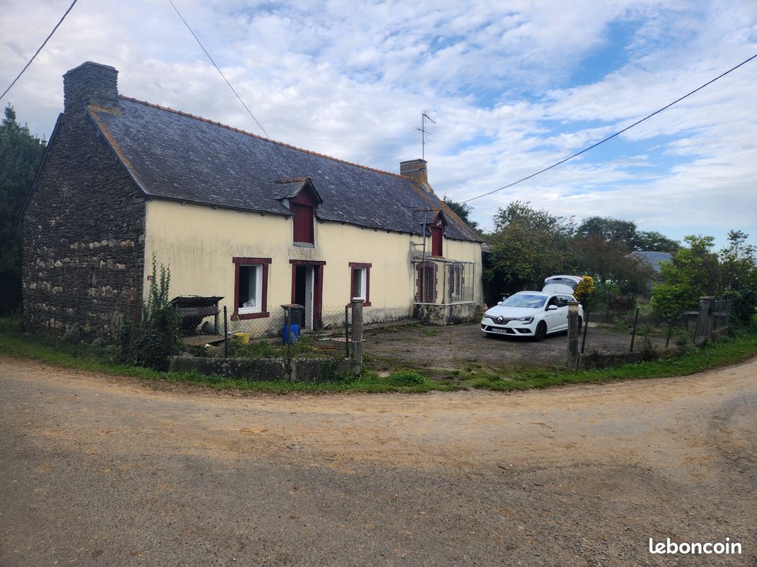 Maison 5 pièces 88 m² · à Plumieux · 88 m² · 50 000 €
