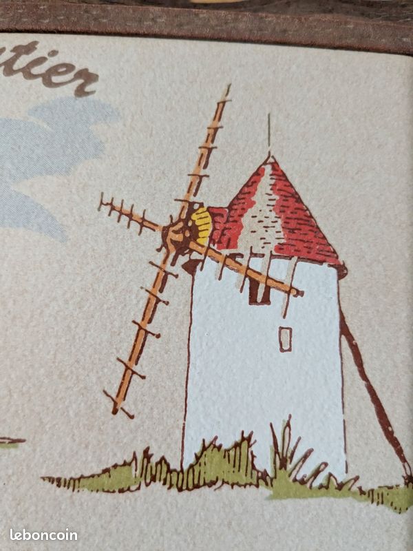 Ancien Dessous de Plat Motif Noirmoutir (image 3)