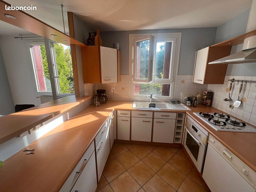 Appartement a louer sainte-genevieve-des-bois - 4 pièce(s) - 65 m2 - Surfyn