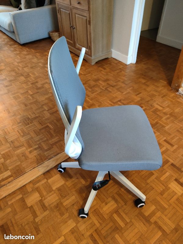 Chaise de bureau (image 1)