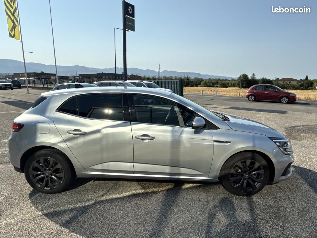Renault Mégane 4 PHASE 2 1.6 E-TECH PLUG-IN HYBRID 160 TECHNO (image 5)