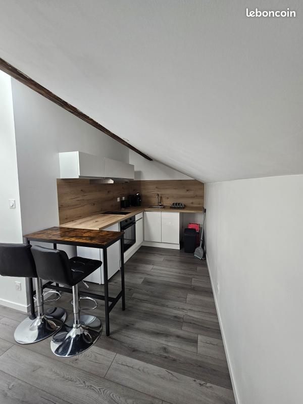 Appartement a louer bourgoin-jallieu - 1 pièce(s) - 29 m2 - Surfyn