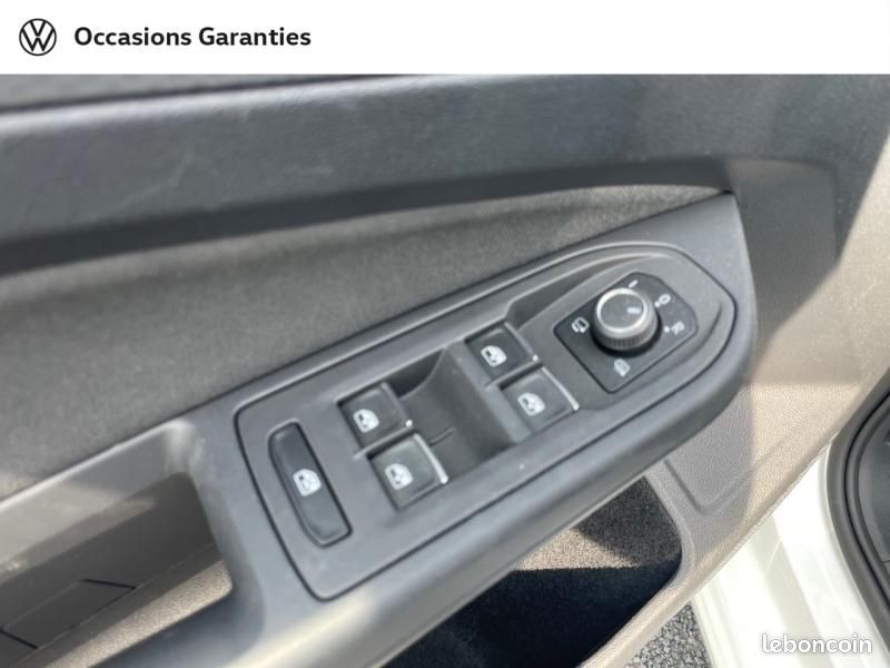 Volkswagen Golf 1.0 TSI OPF 110ch Active (image 25)