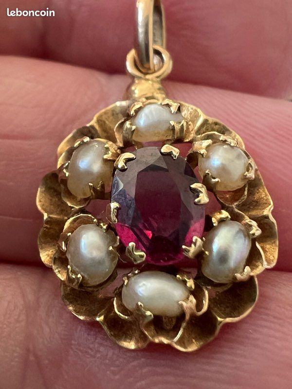 Superbe Pendentif Ancien Pour Femme – Style Vintage – Sans Marque