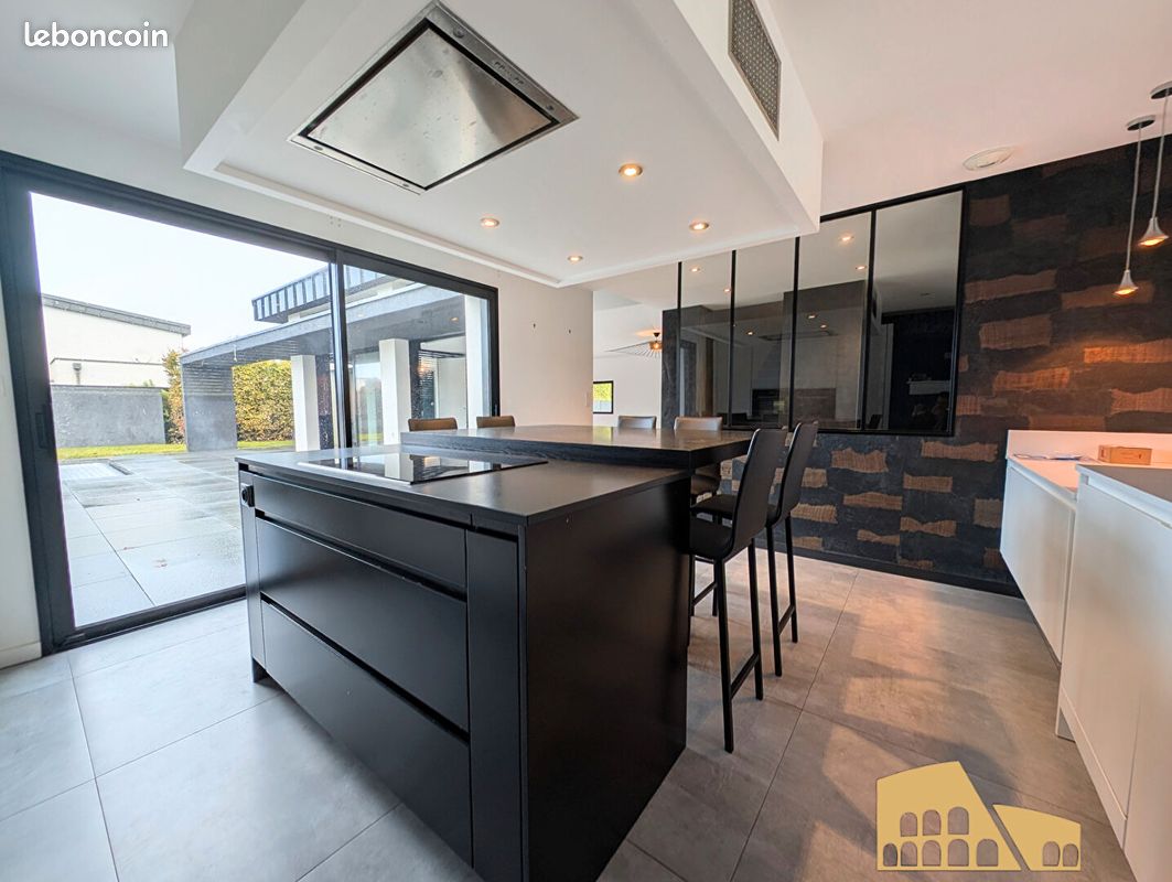 Maison 6 pièces 170 m² (image 2)