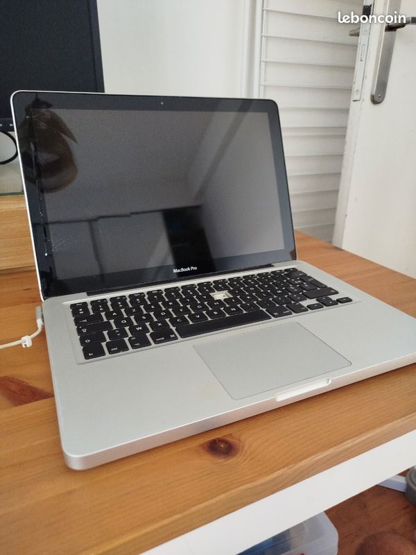 MacBook Pro pour pièces (image 1)